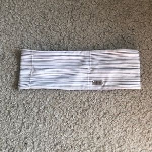 New Under Armour Workout Headband